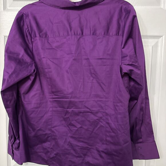 NWT Q Lane Bryant V-Neck Fitted Long Sleeve Button Up Shirt Women's 16 Stretch - Picture 3 of 5